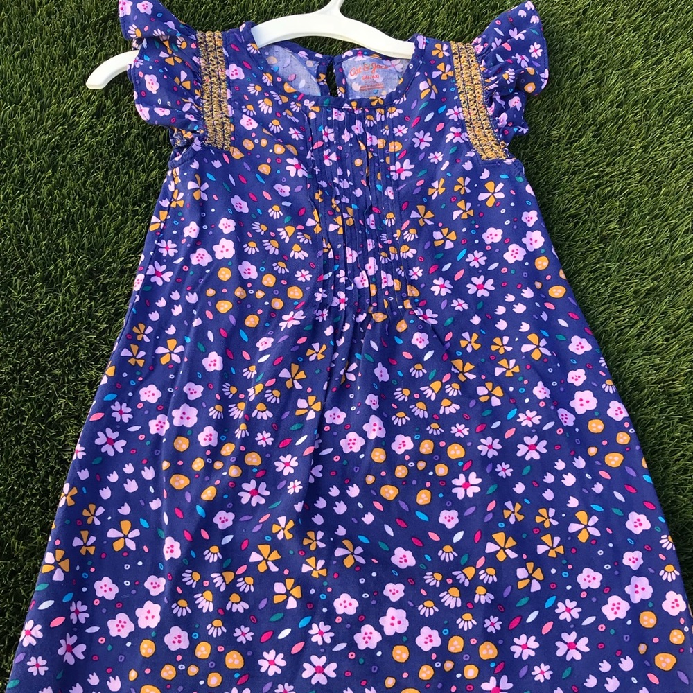 Cat & Jack dress size 6. Good detail. Bundle📦